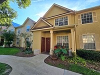 Building Photo - Beautiful 2 Bedroom Condo in Gated Crescent Place – Available Now!