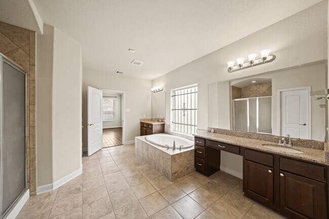 Building Photo - 19119 Arcadia Cove Ct