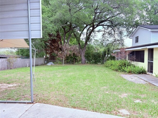 Building Photo - 1008 Lady Guinevere Dr