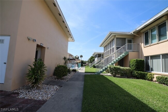 Building Photo - 4012 Coronado Pkwy