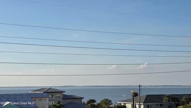 Building Photo - 3223 S Atlantic Ave