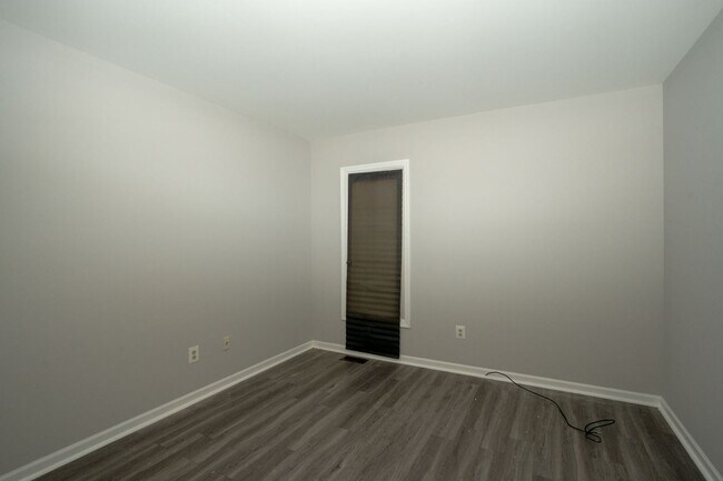 Building Photo - Got to see!  Two bedroom brick ranch style...