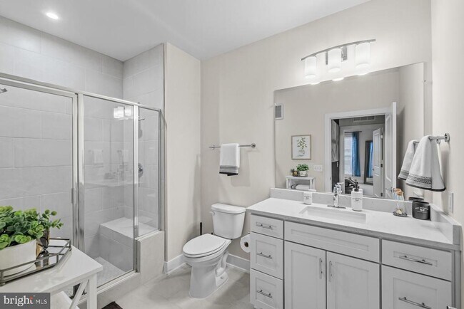 Building Photo - 102 St Ives Pl