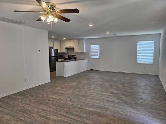 Building Photo - 5819 Coahulia Rdg