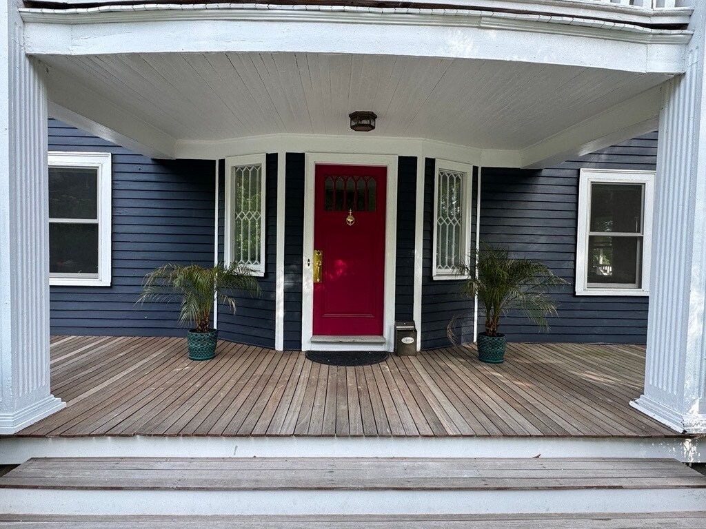 Building Photo - 161 Highland Ave