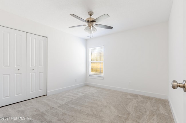 Building Photo - A beautiful 4 bedroom, 2 bathroom property...