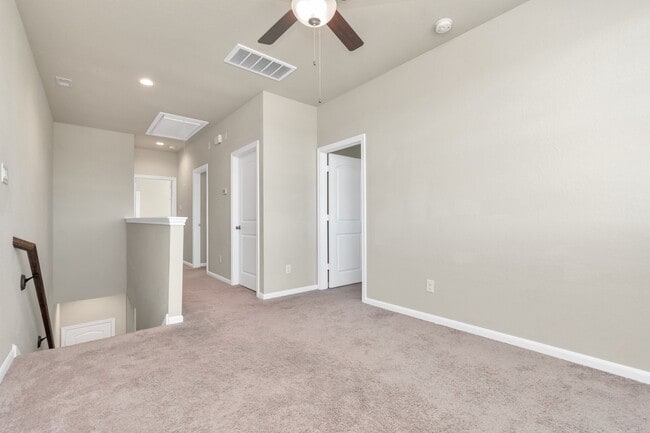 Building Photo - 5138 Pr Ter Ln