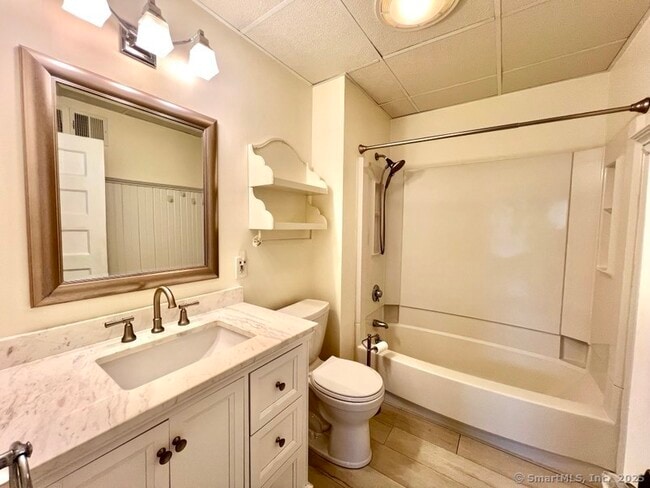 Building Photo - 38 Harborside Dr
