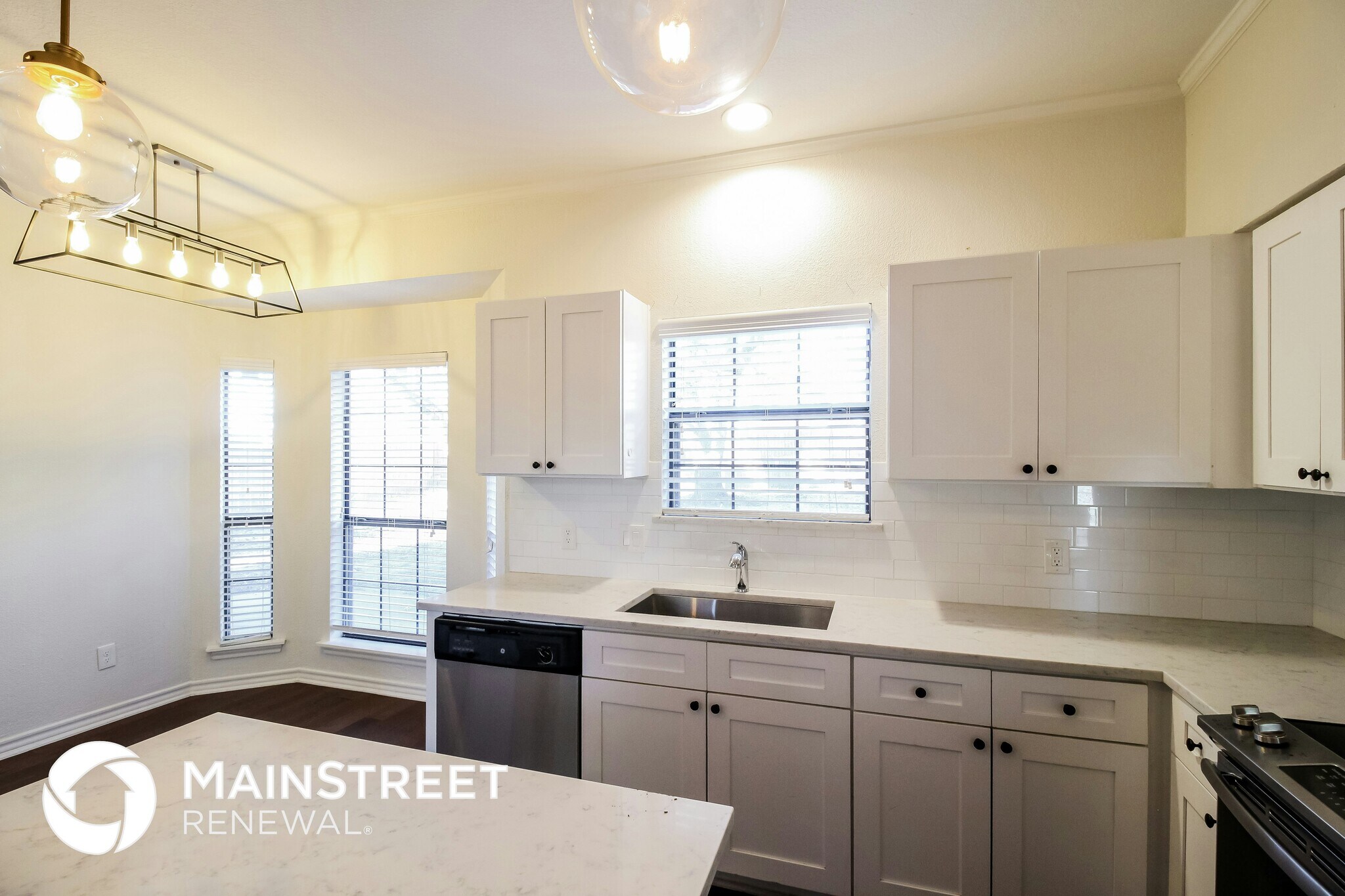 Building Photo - 10 Crooked Creek Ct