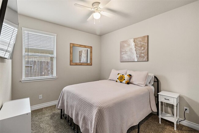 Building Photo - 25610 Pinyon Hl Trl