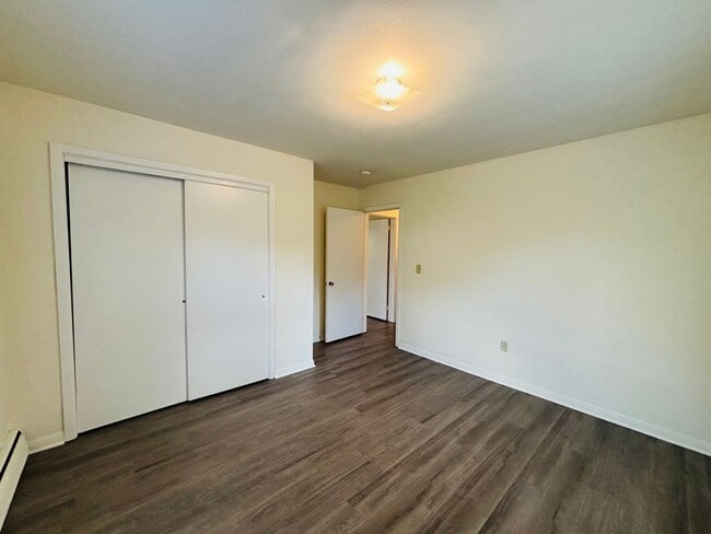 Building Photo - 315 Reynolds Ave