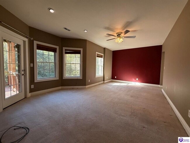 Building Photo - 107 Rhinestone Ct