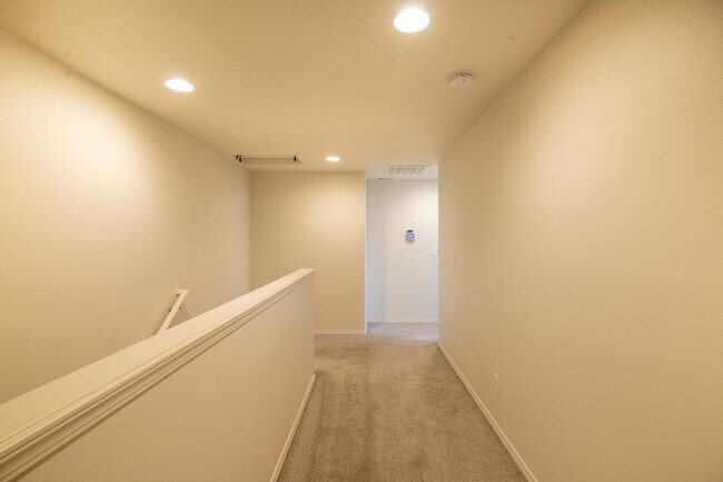 Building Photo - Heathwood - VPM484650H-6
