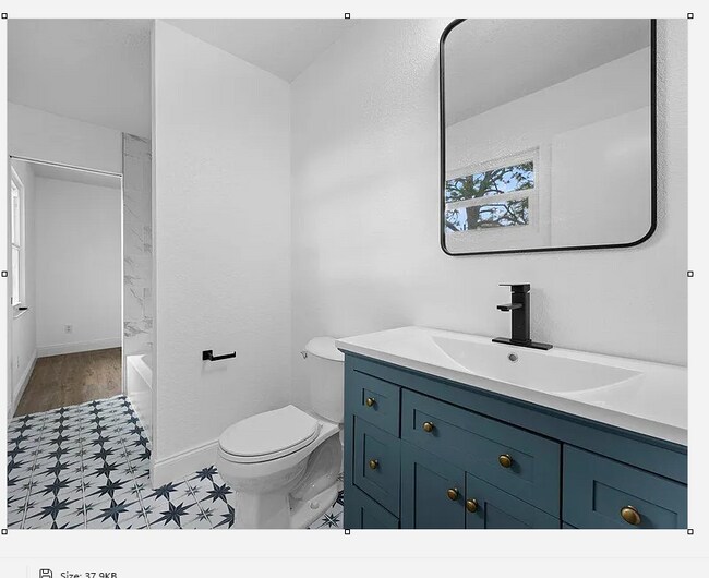 Building Photo - 1741 SW Brisbane St