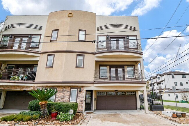 Primary Photo - 6500 Calder St