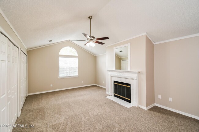 Building Photo - 8054 Loch Lomond Ln