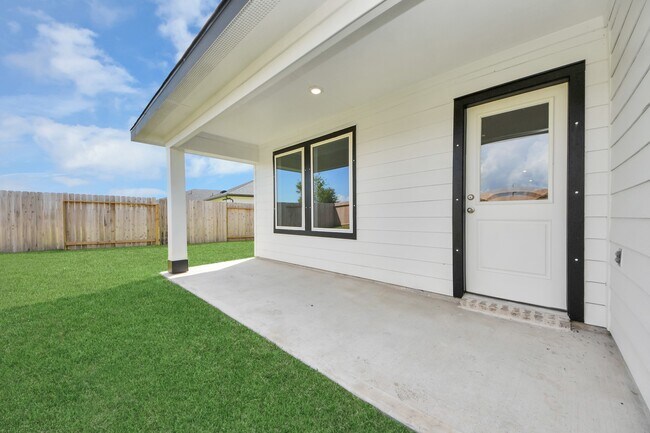 Building Photo - 1414 Splashing Wave Dr