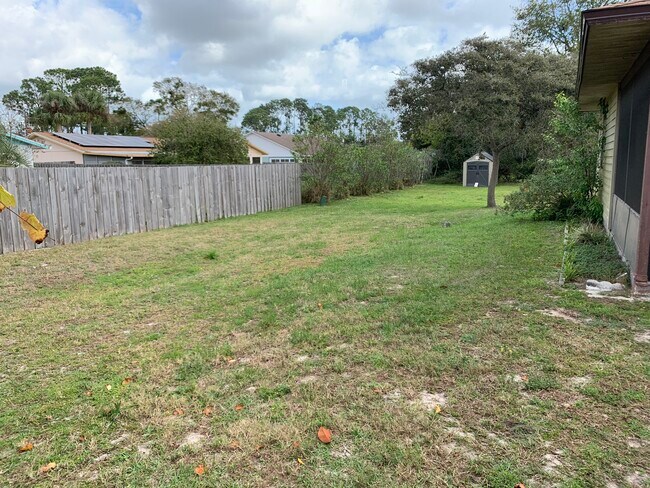 Building Photo - 33 Fernwood Lane