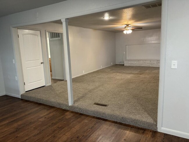 Building Photo - 17822 S Bryant Rd