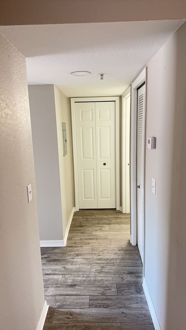 Building Photo - Beautiful 1 bedroom condo for rent in Lake...