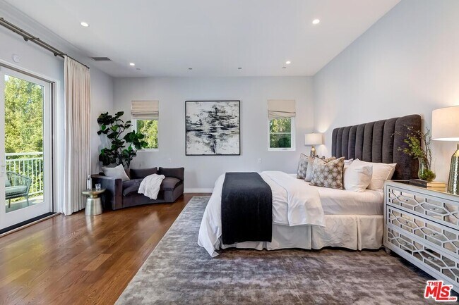Building Photo - 9767 Monte Mar Dr