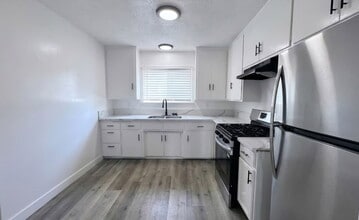 Building Photo - 3874 Potomac Ave