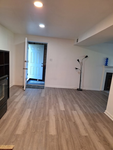 Building Photo - 4012 Bald Hill Terrace