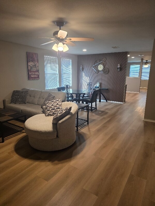 Building Photo - 12817 Cowper Dr