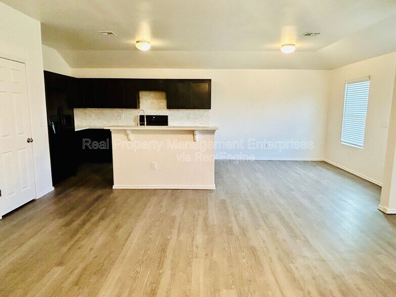 Building Photo - 11624 NW 96th St