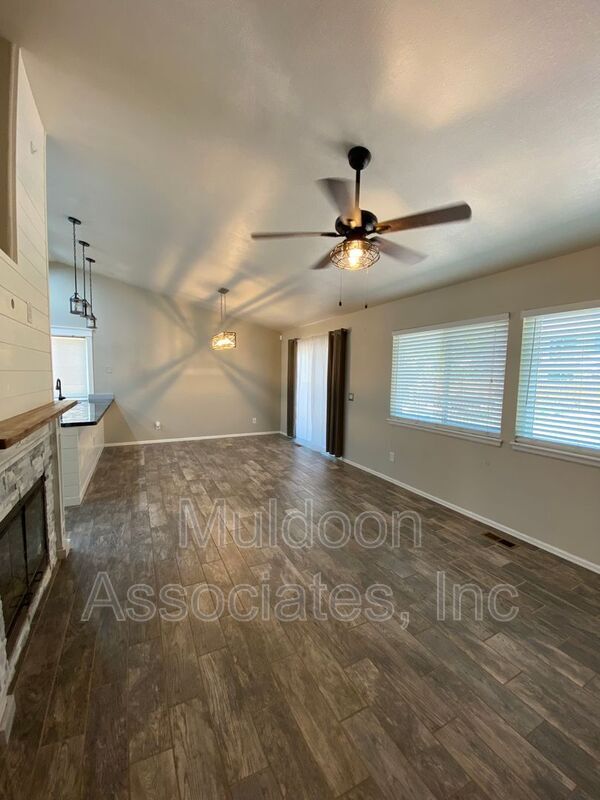 Building Photo - 4184 Coolwater Dr