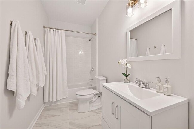 Building Photo - 1020 Kendall Grove Ct