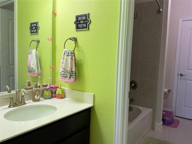 Building Photo - 2344 Candler Club Way