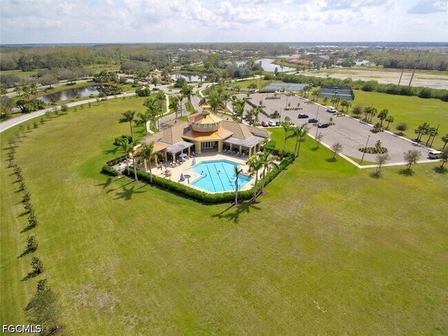 Building Photo - 3200 Birch Tree Ln