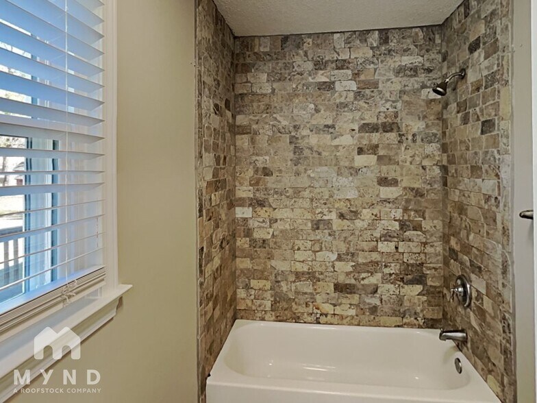 Building Photo - 5008 Tony Ave