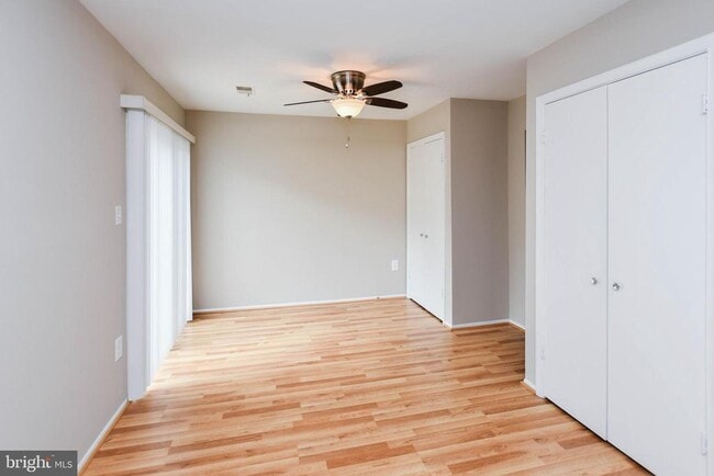 Building Photo - 15043 Cherrywood Dr