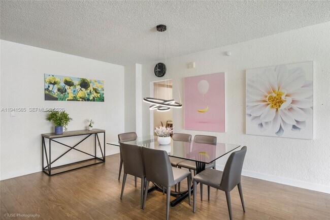 Building Photo - 4001 S Ocean Dr