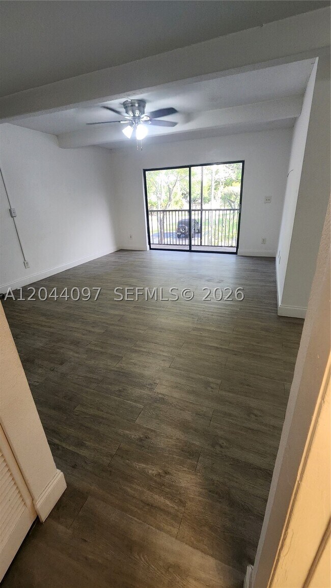 Building Photo - 1045 S Flagler Ave