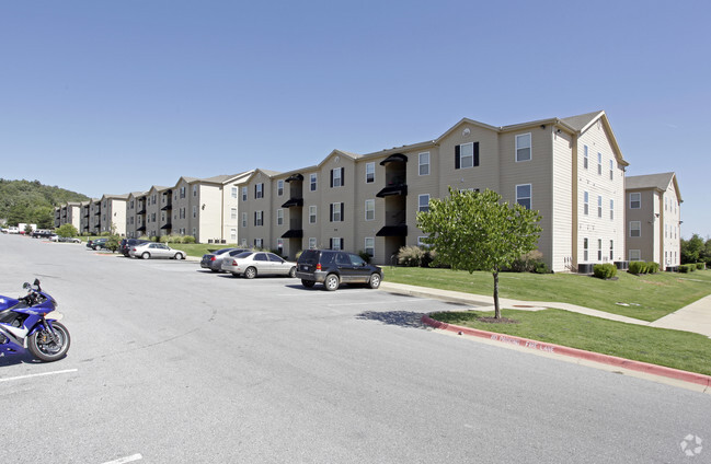 Building Photo - Mountain View Apartments