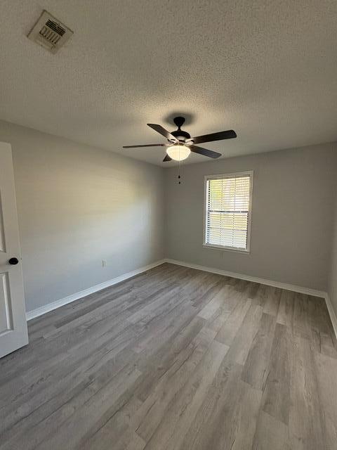 Building Photo - 1123 Northview Dr