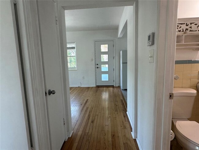 Building Photo - 1800 Pass a Grille Way