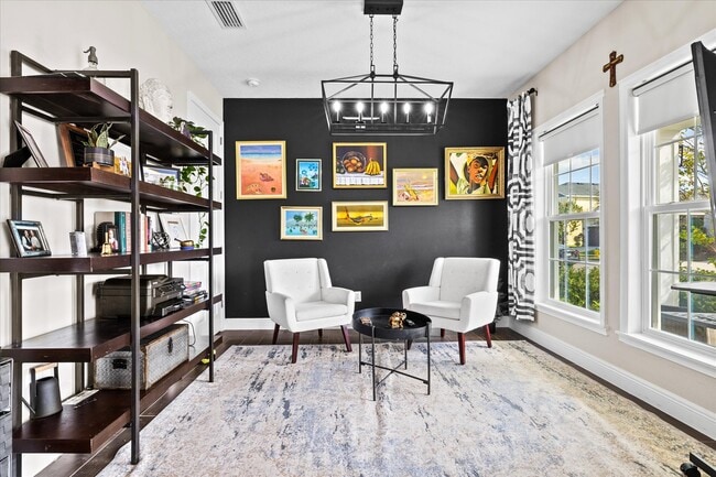 Building Photo - 5709 Silver Sun Dr