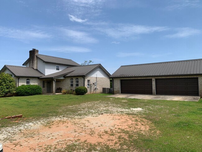 Building Photo - Unique Home and Land in Camp Hill
