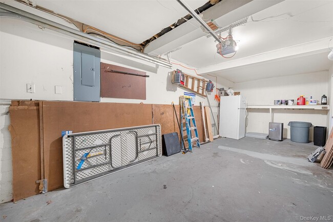 Building Photo - 1548 Pea Pond Rd
