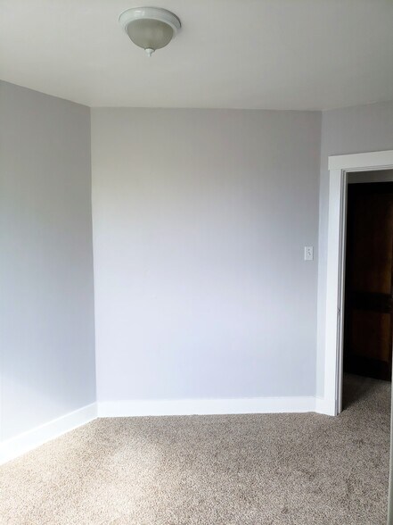 Continuation of bedroom #1 - 201 Richbarn Rd