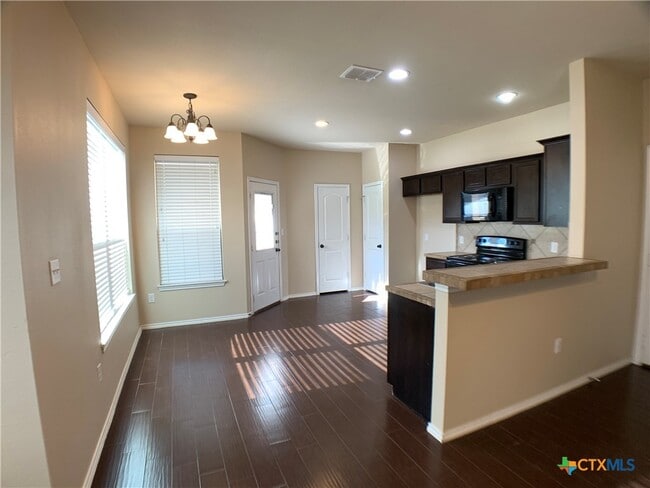 Building Photo - 1140 Brown Rock Dr