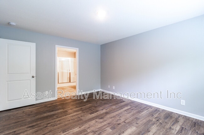 Building Photo - 1614 River Poppy Road