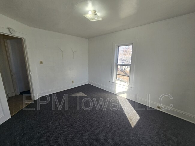 Building Photo - 1424 1/2 Grant Avenue