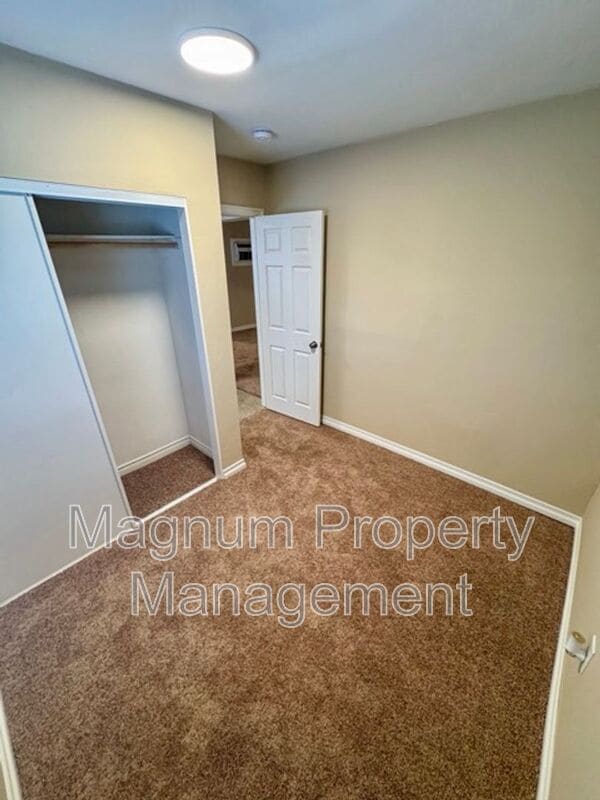 Building Photo - 29002 Goetz Rd