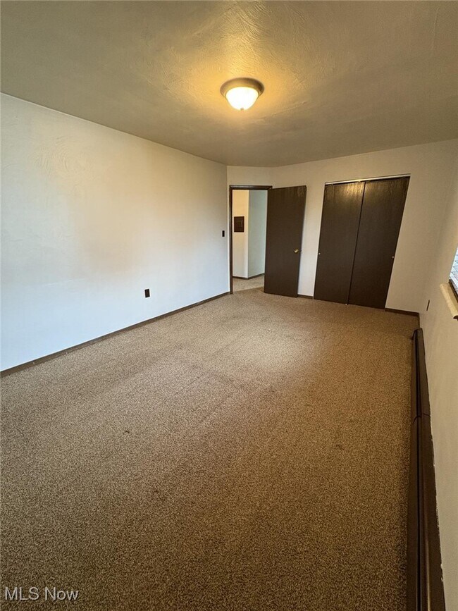 Building Photo - 271 Folsom St NW