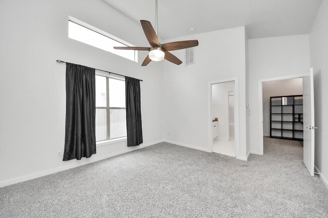 Building Photo - 1428 Bailey St
